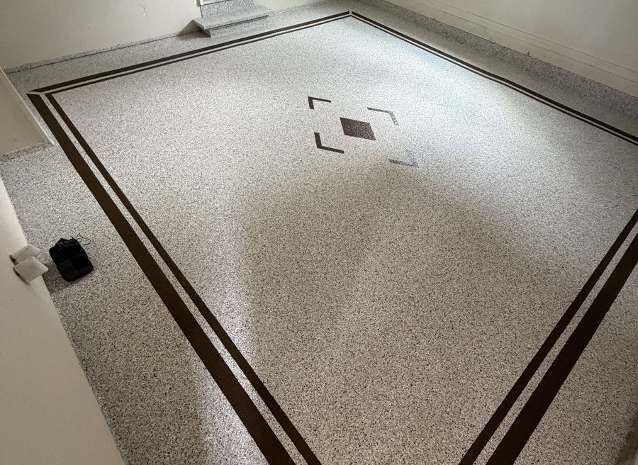 Garage — Custom Border Design