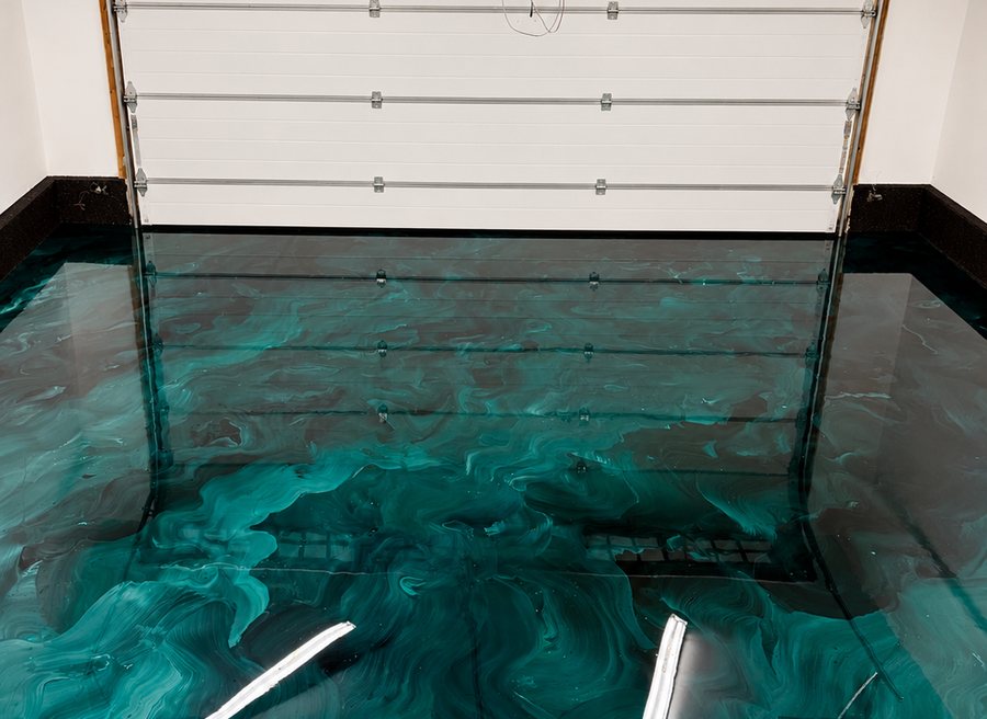 Metallic — Emerald Reflection